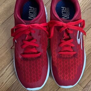 MEN'S RED SKETCHERS - SZ 9 - SLIP-IN -GO RUN -5GEN TECHNOLOGY SHOES -VERY CLEAN!